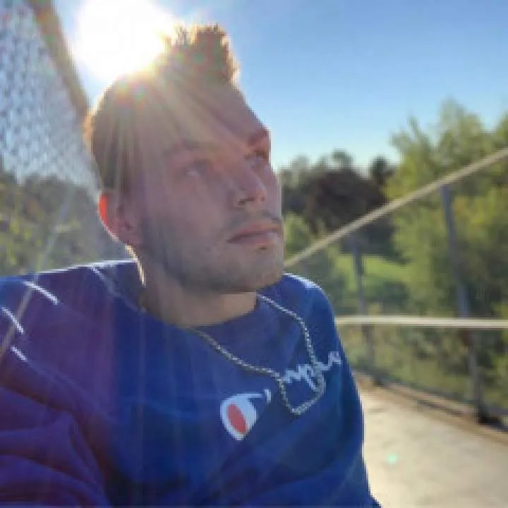 Dustinjr Photo On Jungo Live