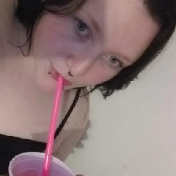 Cumslut Photo On Jungo Live