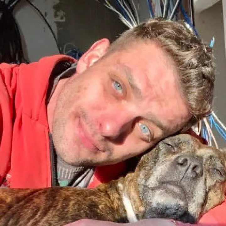 Dom Photo On Jungo Live