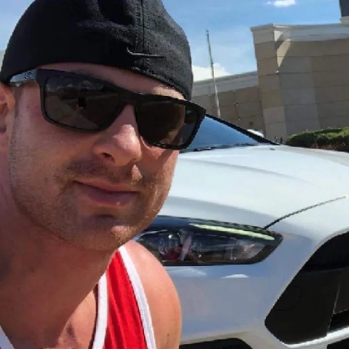 Lee Photo On Jungo Live