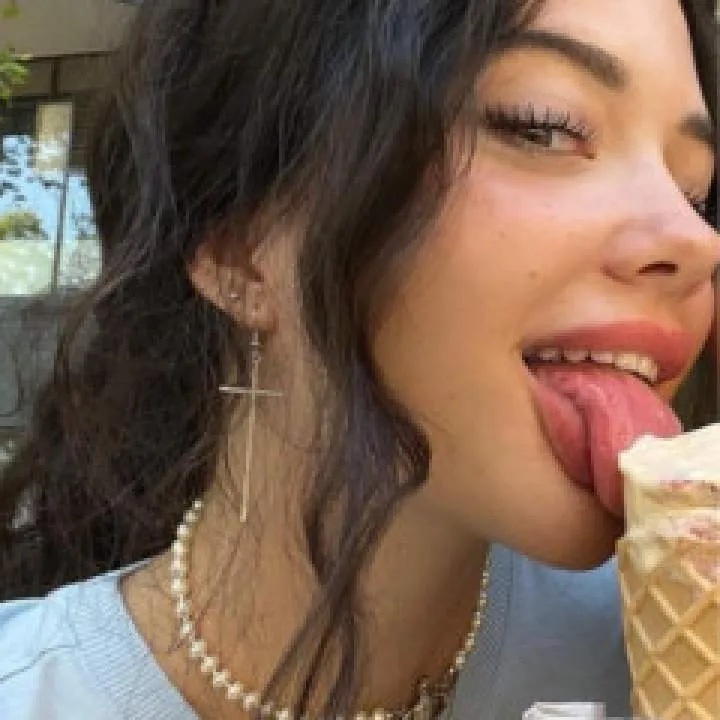 Vanessa Photo On Jungo Live