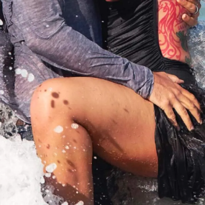 Hot Couple .... Photo On Jungo Live