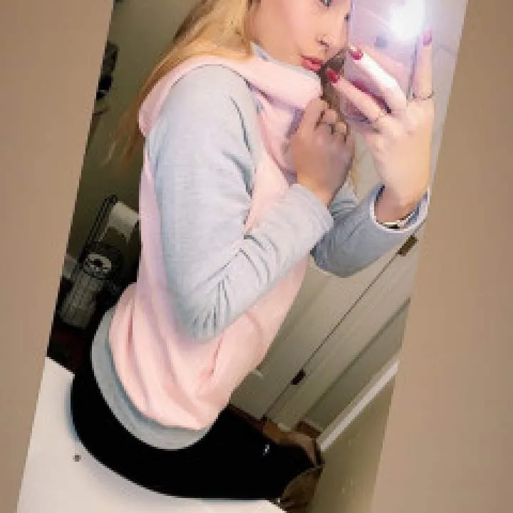 Marie Photo On Jungo Live