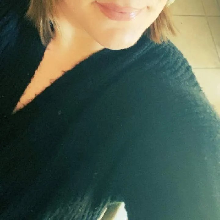 Sam Photo On Jungo Live