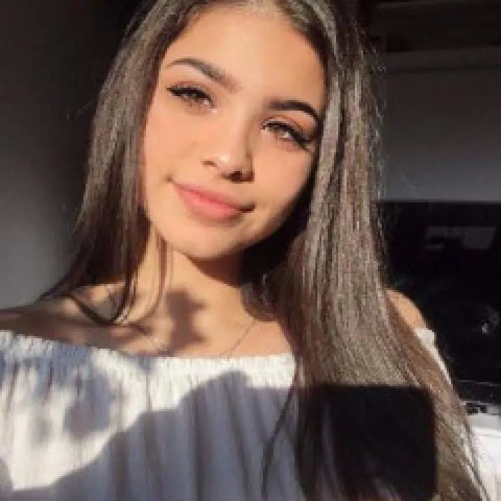 Ales Photo On Jungo Live