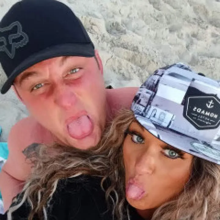 L&jcumsonu Photo On Jungo Live