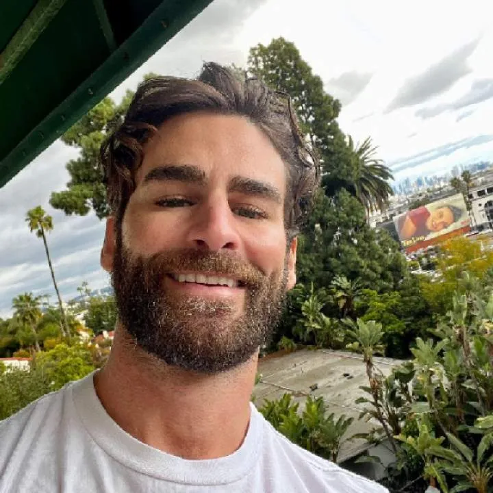 Harrjnr Photo On Jungo Live