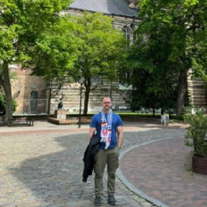 Maschi Photo On Jungo Live