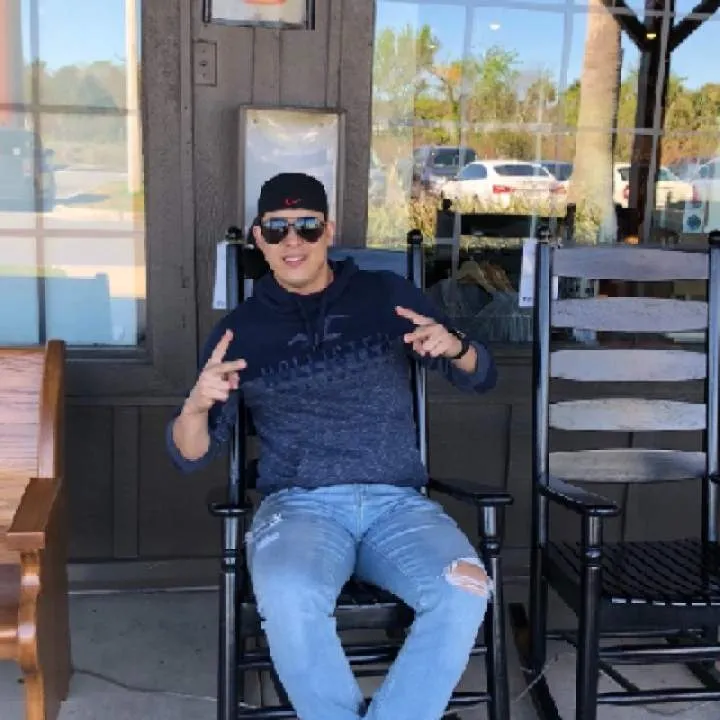 Ernest Photo On Jungo Live