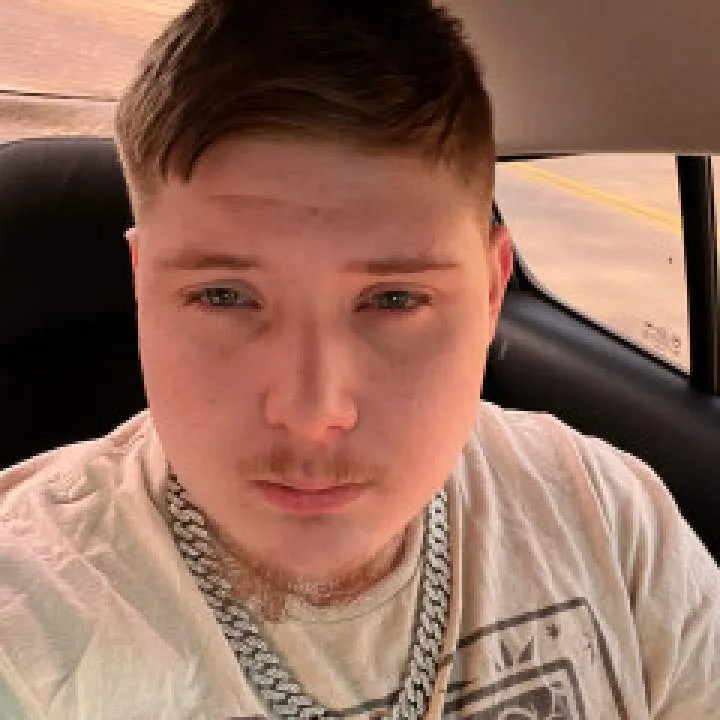 Britt Photo On Jungo Live