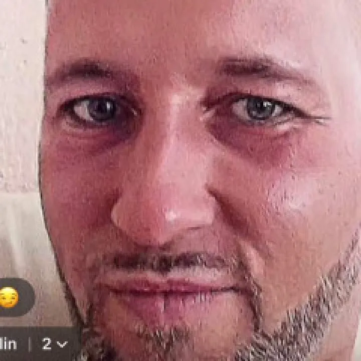 Sandro Photo On Jungo Live