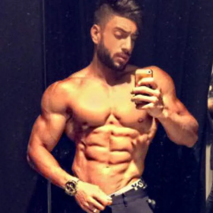 Zoro Photo On Jungo Live