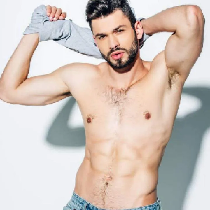 Cruz ........ Photo On Jungo Live