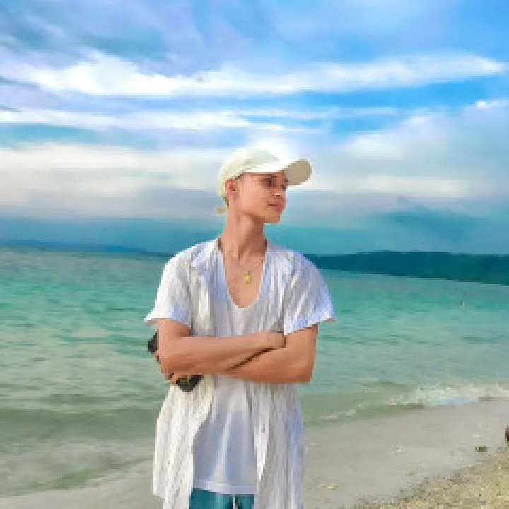 Reyrwy Photo On Jungo Live