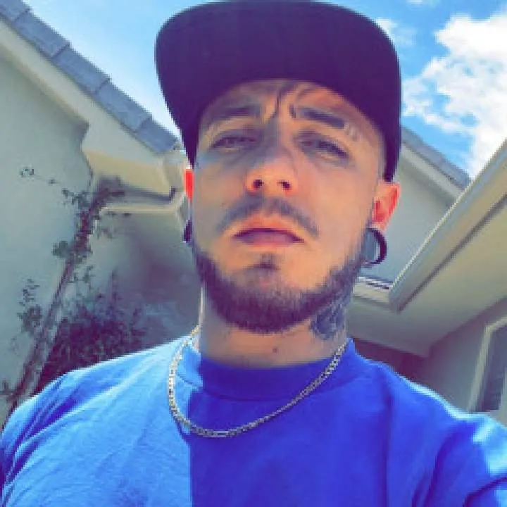 Rob Photo On Jungo Live