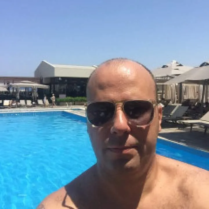 Xxxx Photo On Jungo Live