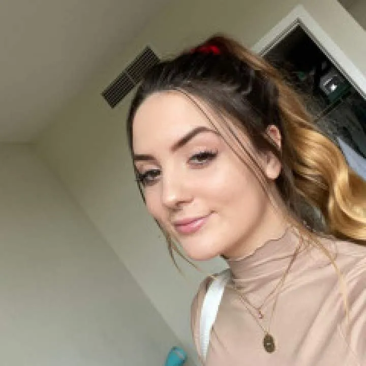 Linda Photo On Jungo Live