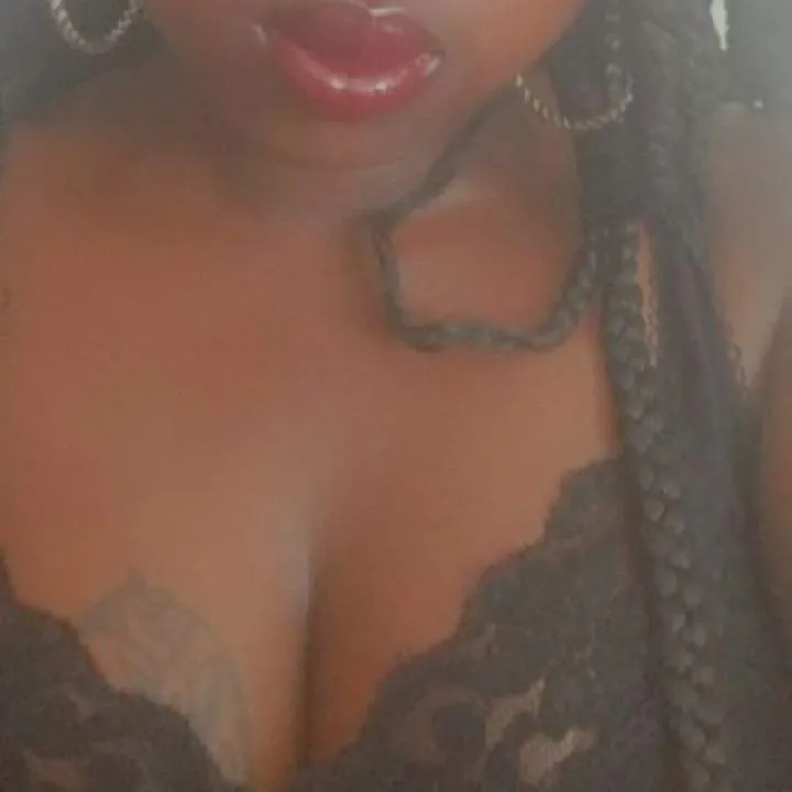 Breeee Photo On Jungo Live