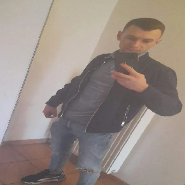 Arici Photo On Jungo Live