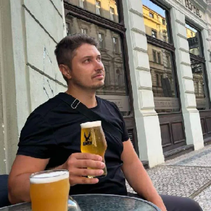 Gleen Photo On Jungo Live