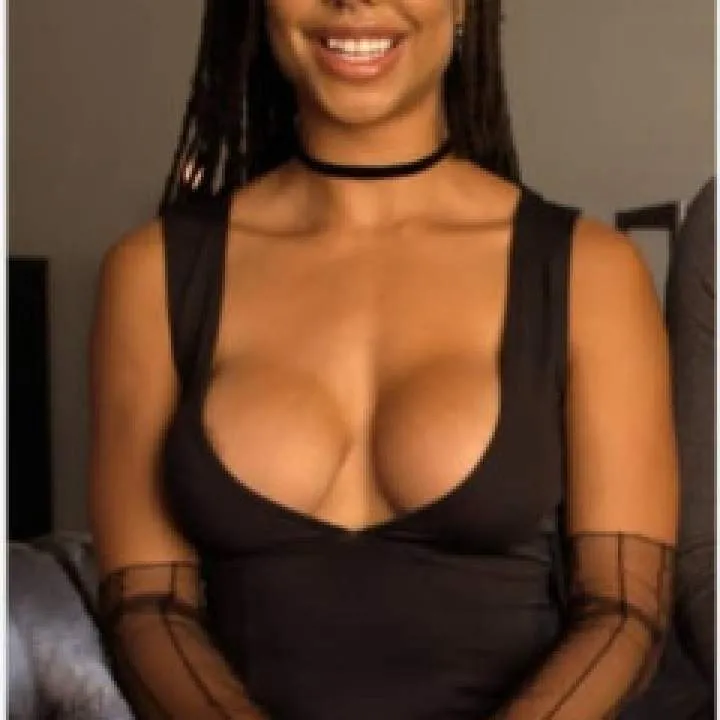 Sandra Photo On Jungo Live