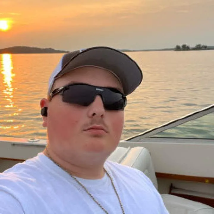 Robertty Photo On Jungo Live