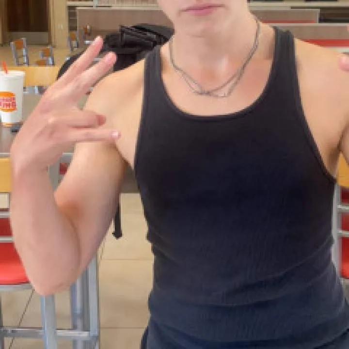 Nosh Photo On Jungo Live