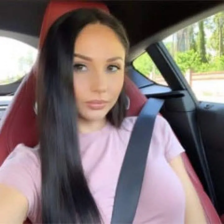 Jeanett Photo On Jungo Live