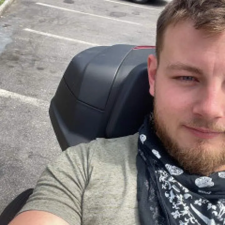 Quentin Photo On Jungo Live