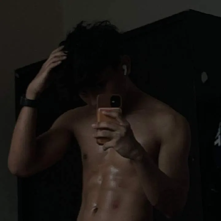 Kenny........ Photo On Jungo Live