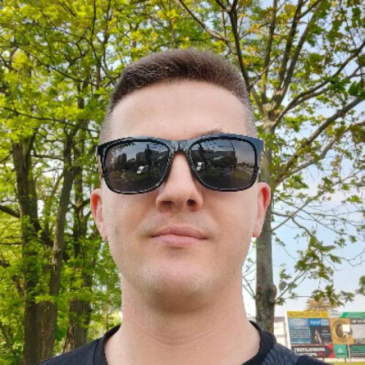 Arturoo Photo On Jungo Live