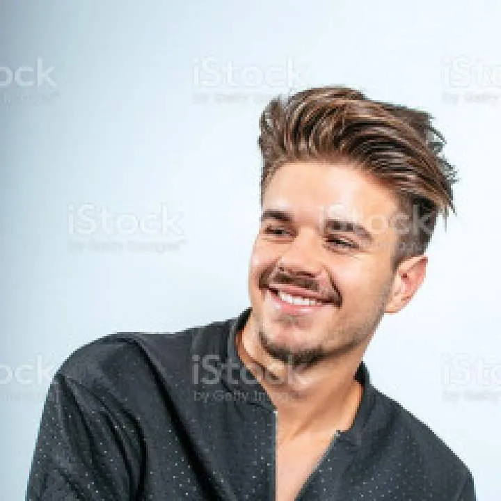 Areyan Khan Photo On Jungo Live