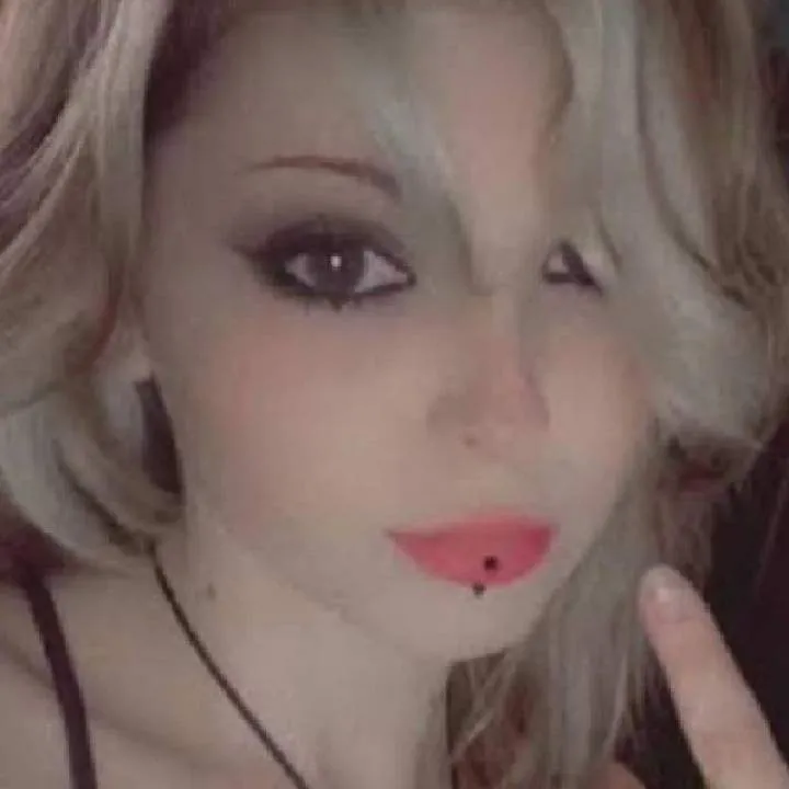 Momma Adriana Photo On Jungo Live