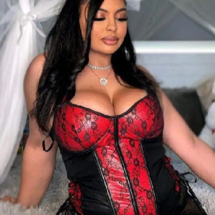 Queenpriv Photo On Jungo Live