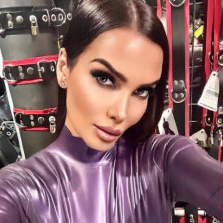 Goddess Sarah Photo On Jungo Live