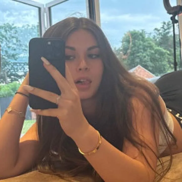 Mistress Natasha Photo On Jungo Live