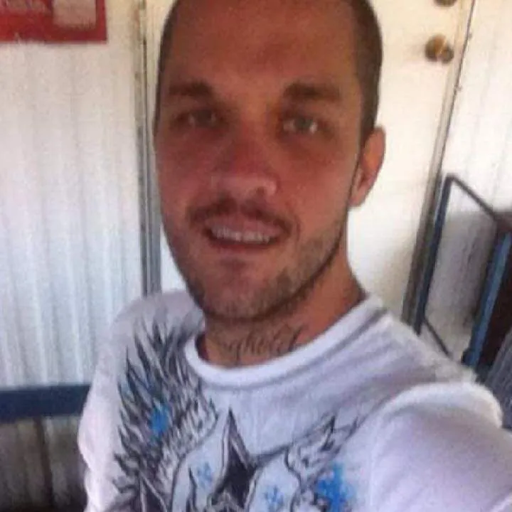 Les84 Photo On Jungo Live