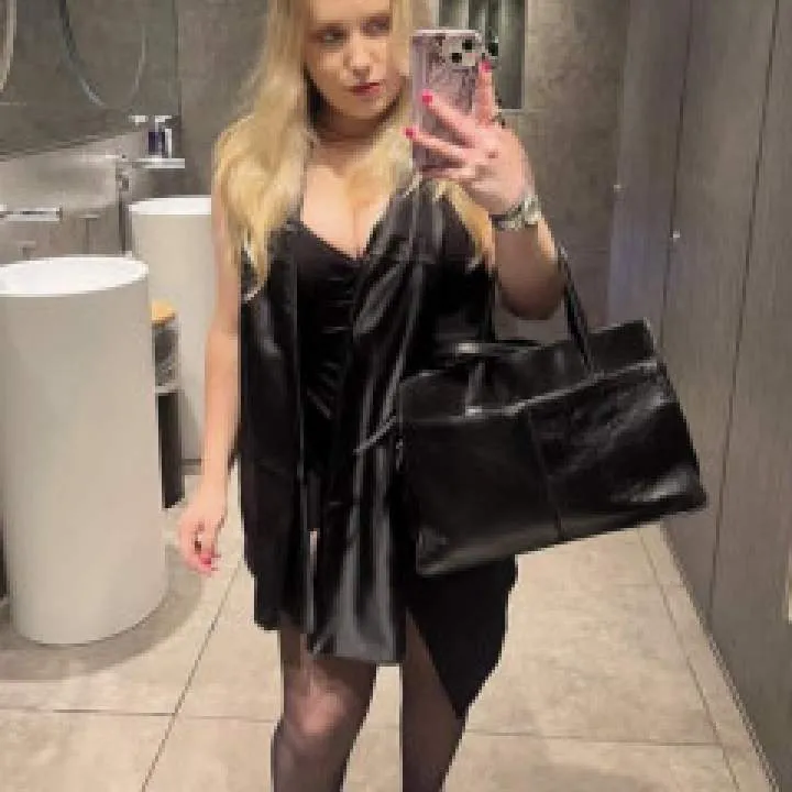 Amandaswinney43 Photo On Jungo Live