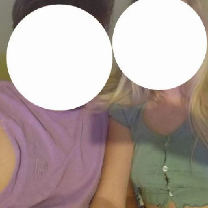 Youngfuncouple Photo On Jungo Live