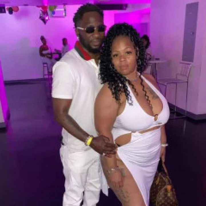 Henn & Paradise Photo On Jungo Live