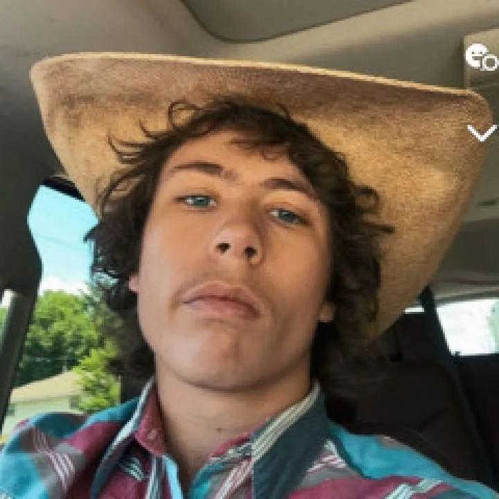 B Photo On Jungo Live