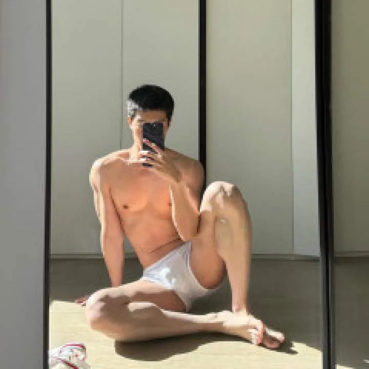 Yujen Photo On Jungo Live