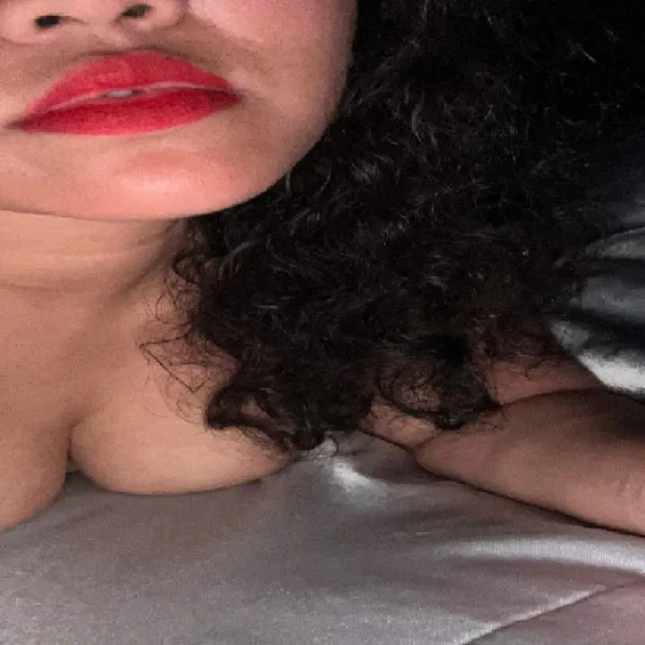 Christine Photo On Jungo Live