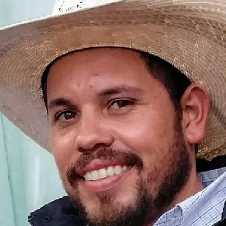 Crisua Photo On Jungo Live