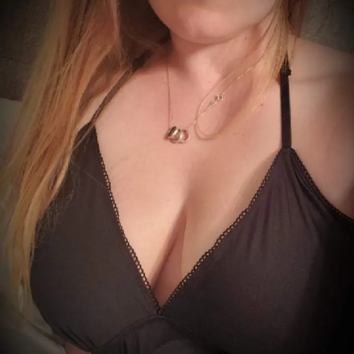 Bigguyfungirl Photo On Jungo Live