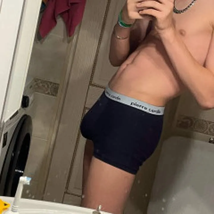 саша Photo On Jungo Live