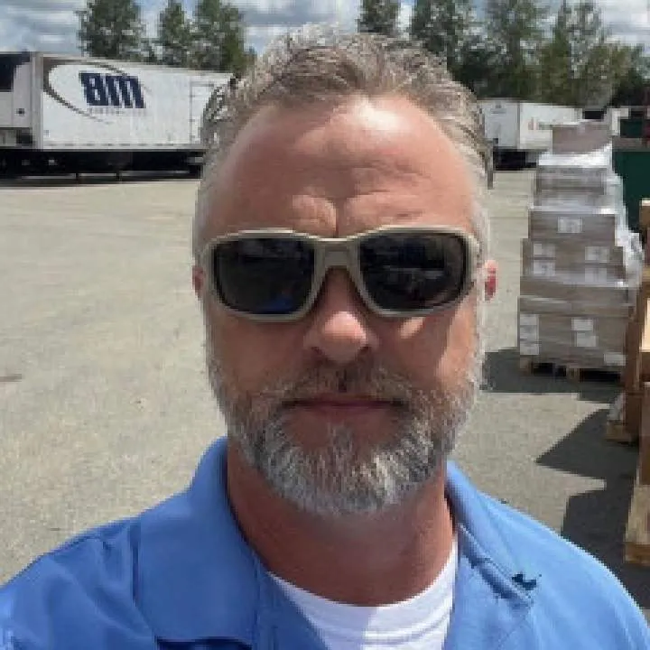 Howard........ Photo On Jungo Live