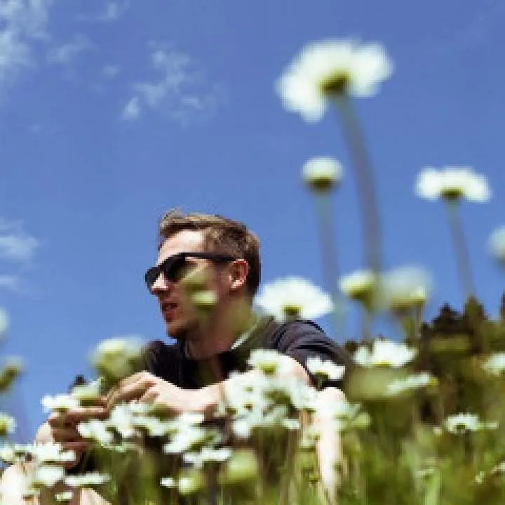 Konstn Photo On Jungo Live