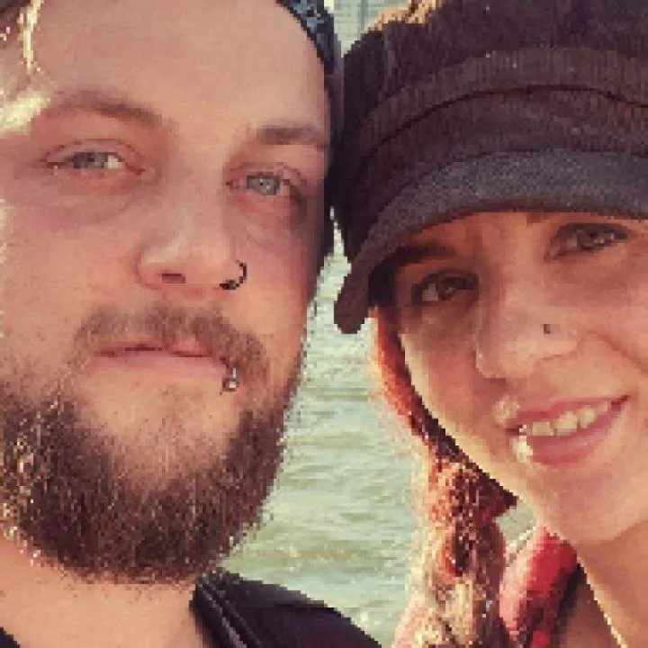 Liam And Sarah Photo On Jungo Live