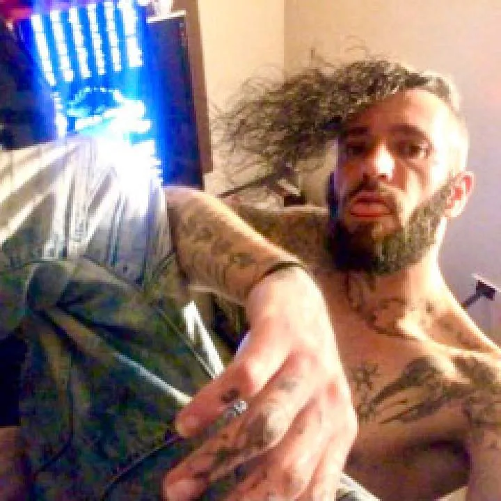 Giovanni Photo On Jungo Live